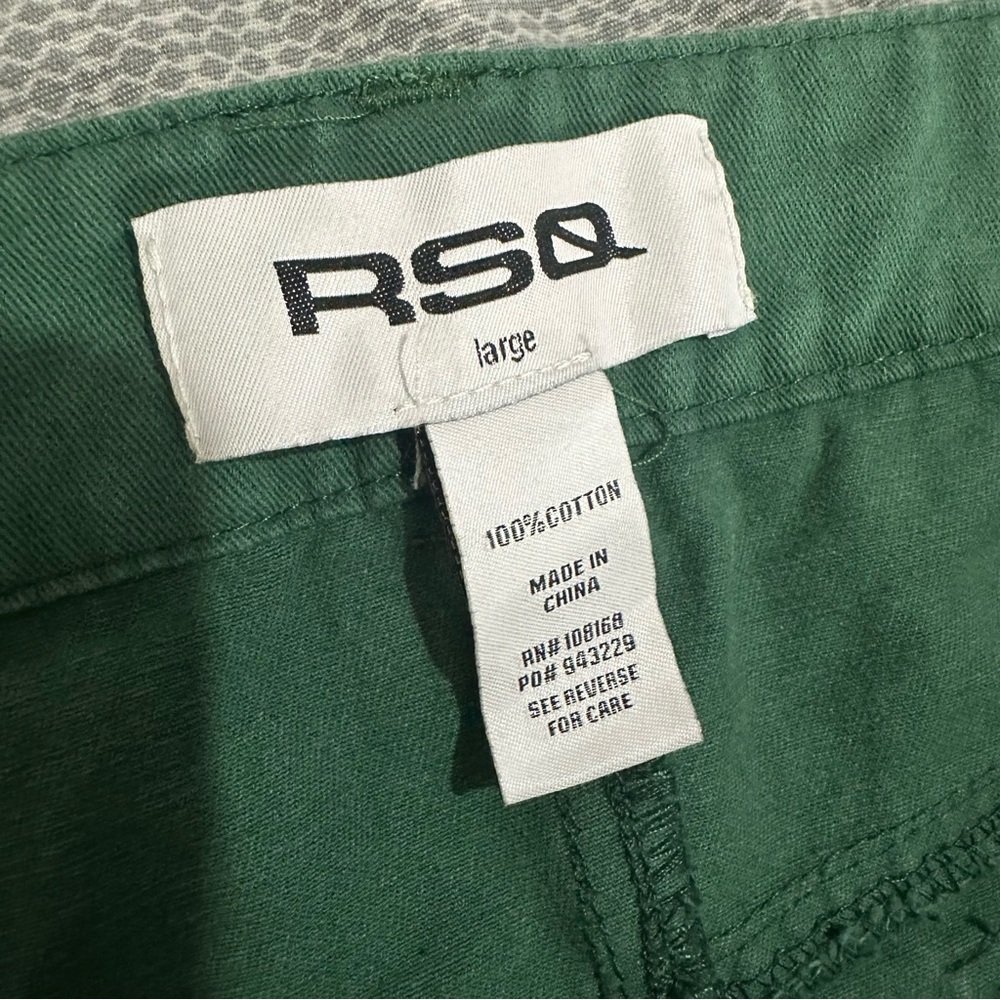 RSQ Green Mini Skirt Size Large with Front Pockets Streetwear Grunge Boho - Picture 6 of 6